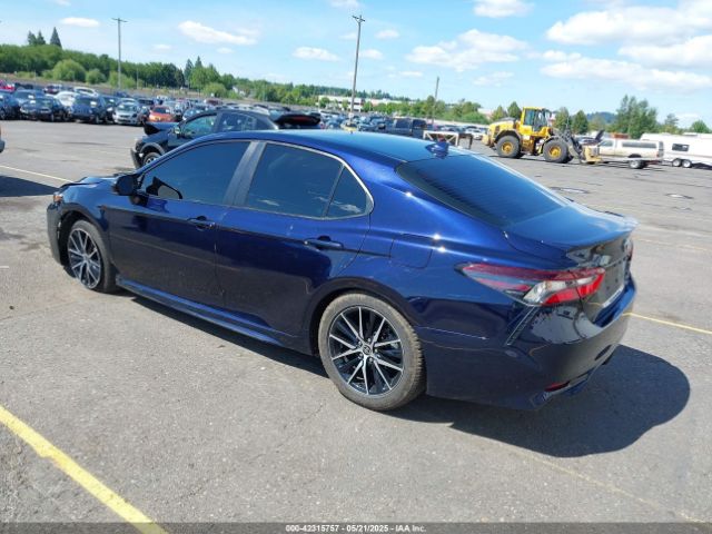 2021 TOYOTA CAMRY 4T1G11BK0MU035020 Photo 2