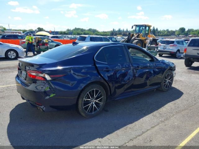 2021 TOYOTA CAMRY 4T1G11BK0MU035020 Photo 3