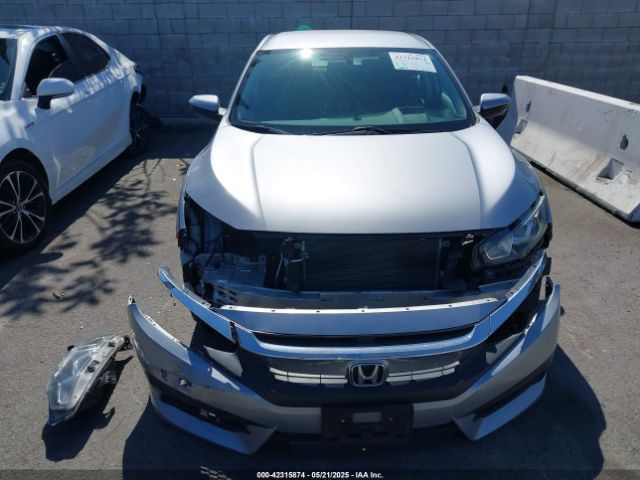 2HGFC2F58JH517352 Honda Civic Lx