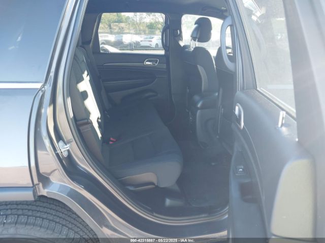1C4RJFAG7HC890347 Jeep Grand Cherokee Laredo 4x4