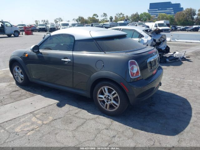 2012 MINI COOPER WMWSX1C51CT163757 Photo 2