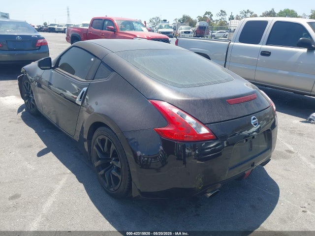 JN1AZ4EH2GM932173 Nissan 370Z