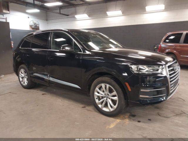 2017 AUDI Q7 WA1AAAF78HD045858