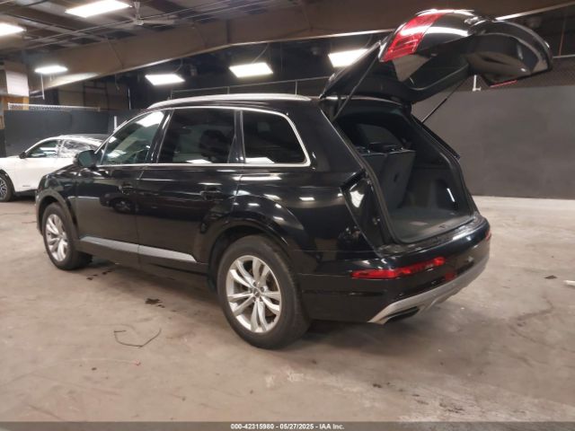 2017 AUDI Q7 WA1AAAF78HD045858 Photo 2