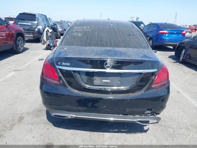 W1KWF8DB5MR638741 Mercedes-Benz C 300 Sedan