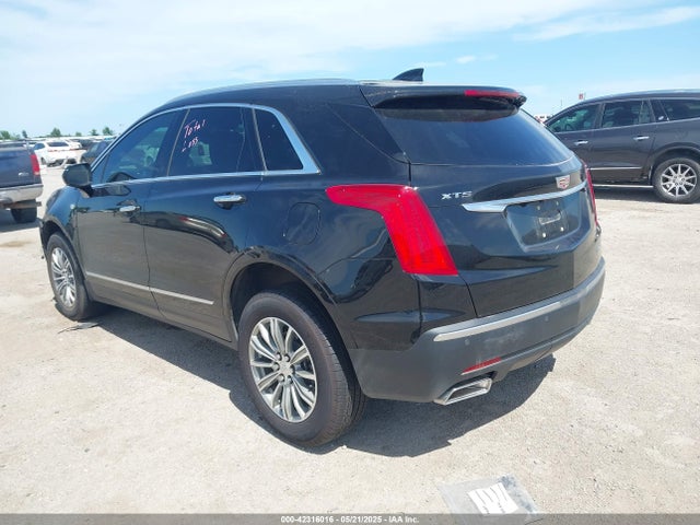 2019 CADILLAC XT5 1GYKNCRS2KZ150054 Photo 2