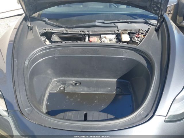 5YJ3E1EA6JF045999 Tesla Model 3 Long Range/mid Range
