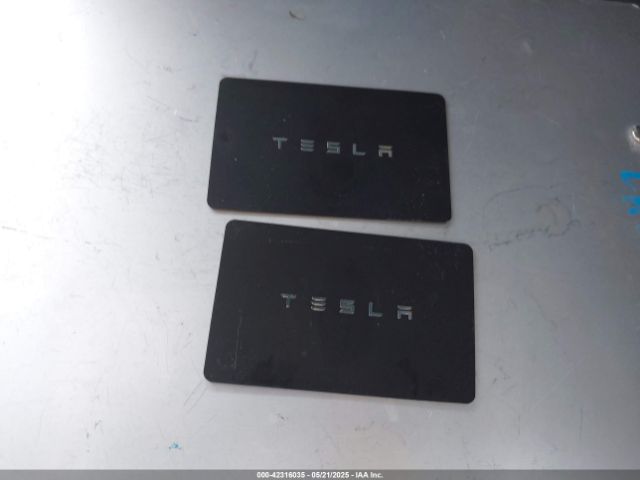 5YJ3E1EA6JF045999 Tesla Model 3 Long Range/mid Range