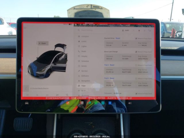 5YJ3E1EA6JF045999 Tesla Model 3 Long Range/mid Range