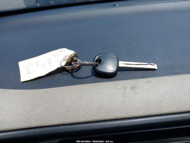 KNADM4A39E6413753 KIA RIO LX