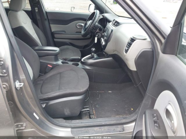 KNDJN2A27F7188050 KIA Soul