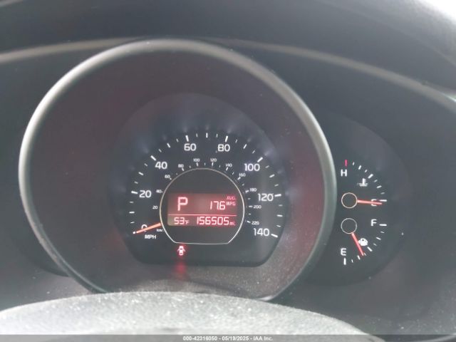 KNDJN2A27F7188050 KIA Soul