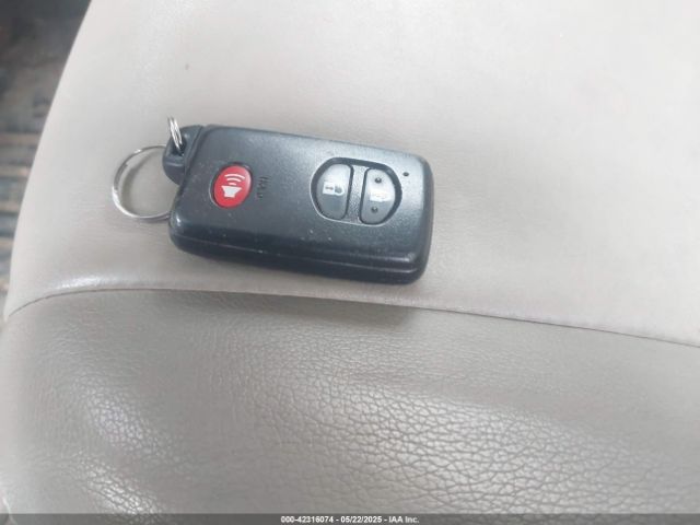 2014 TOYOTA PRIUS JTDKN3DU5E1749631 Photo 10