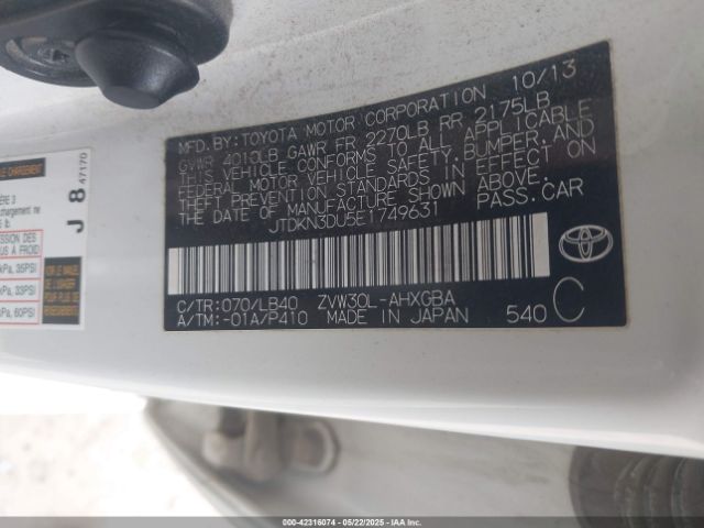 2014 TOYOTA PRIUS JTDKN3DU5E1749631 Photo 8