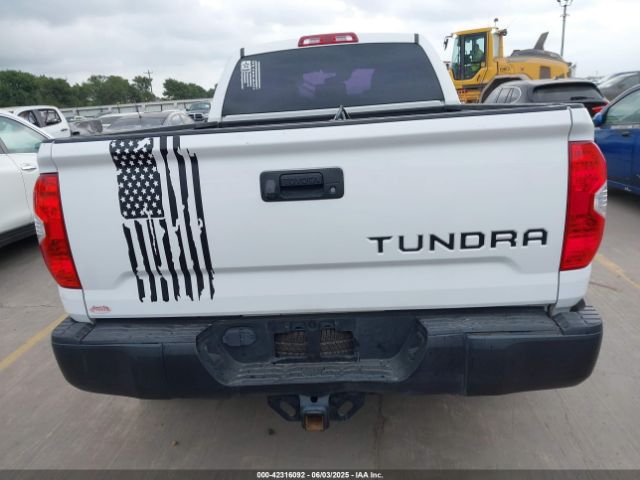 5TFRM5F10JX126375 Toyota Tundra Sr 4.6l V8
