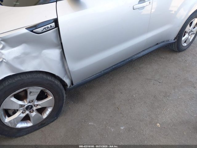 KNDJN2A20H7442555 KIA Soul