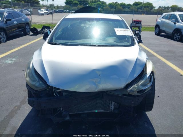 KMHDH4AE5FU300920 Hyundai ELANTRA SE
