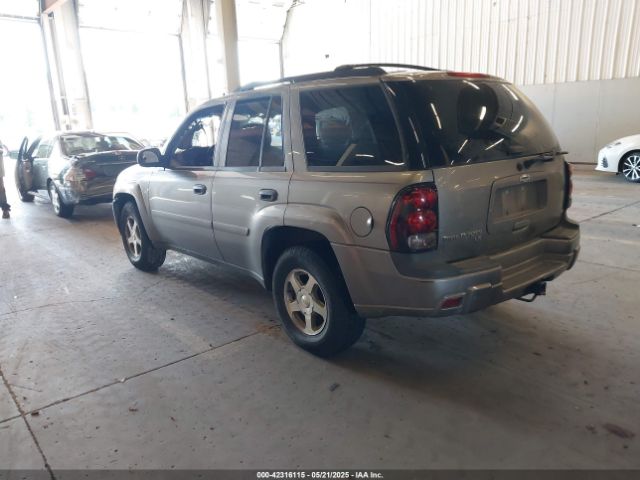 2006 CHEVROLET TRAILBLAZER 1GNDS13SX62100867 Photo 2