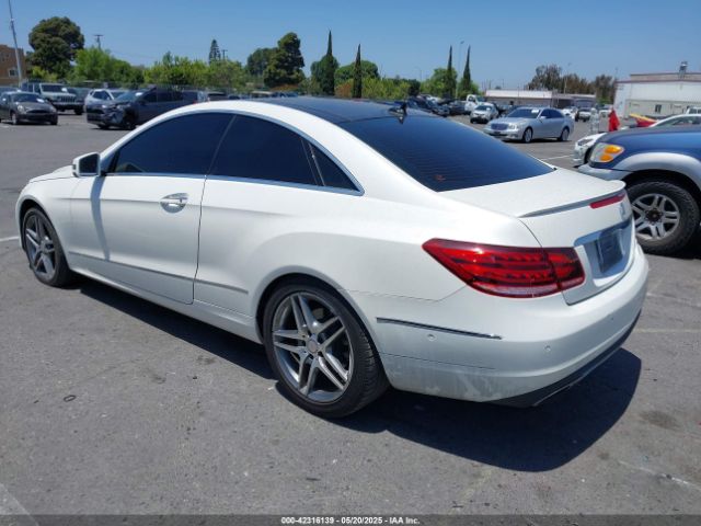 2014 MERCEDES-BENZ E 350 WDDKJ5KB6EF248751 Photo 2