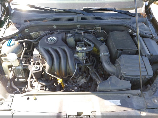 3VW2K7AJ9EM207135 Volkswagen Jetta 2.0l S