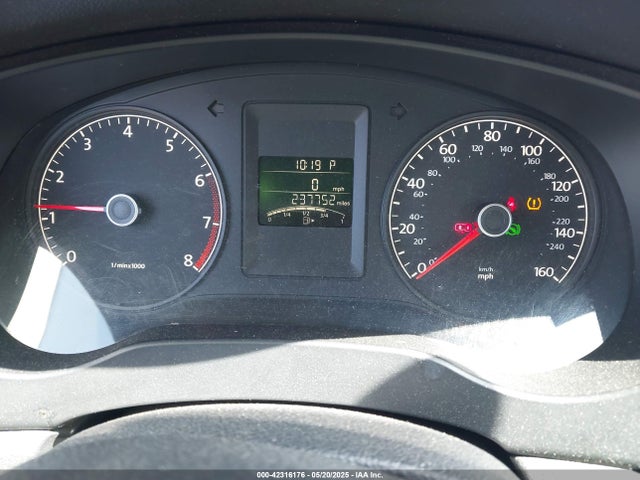 3VW2K7AJ9EM207135 Volkswagen Jetta 2.0l S