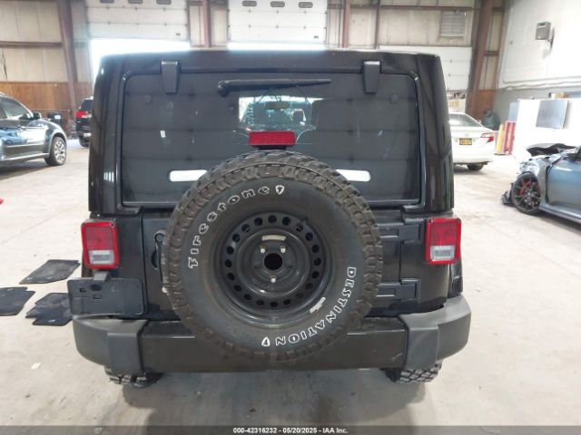 1C4HJWEG0JL907727 Jeep Wrangler Jk Unlimited Sahara 4x4