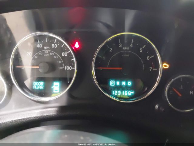 1C4HJWEG0JL907727 Jeep Wrangler Jk Unlimited Sahara 4x4