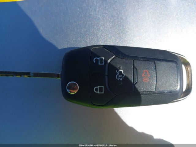 1FA6P0H74E5381195 Ford FUSION SE