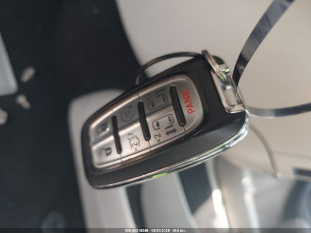 2C4RC1BG4PR553460 Chrysler Pacifica Touring L