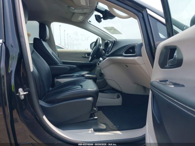 2C4RC1BG4PR553460 Chrysler Pacifica Touring L