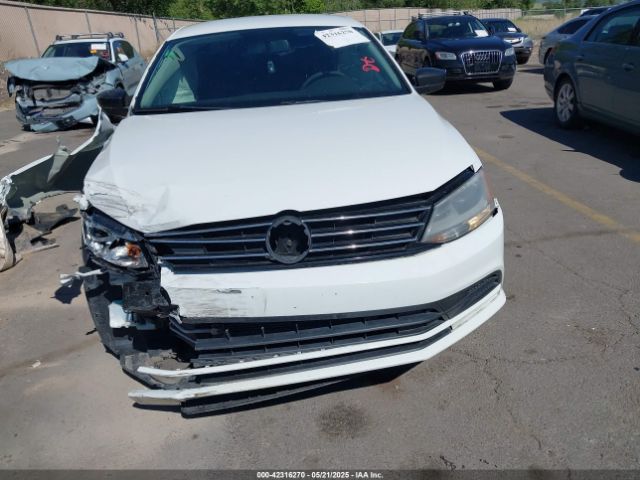 3VW2K7AJXFM224608 Volkswagen Jetta 2.0l S