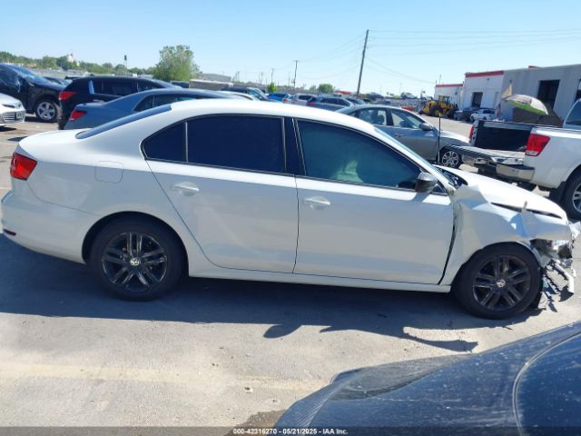 3VW2K7AJXFM224608 Volkswagen Jetta 2.0l S
