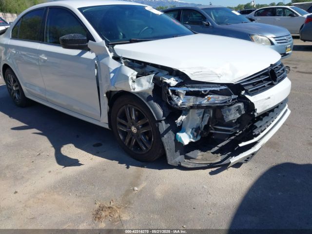 3VW2K7AJXFM224608 Volkswagen Jetta 2.0l S