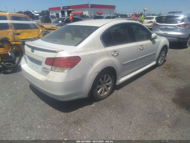 2011 SUBARU LEGACY 4S3BMBC69B3261640 Photo 3