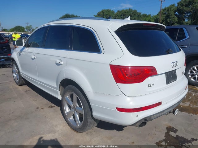 2014 AUDI Q7 WA1DGAFE1ED015090 Photo 2