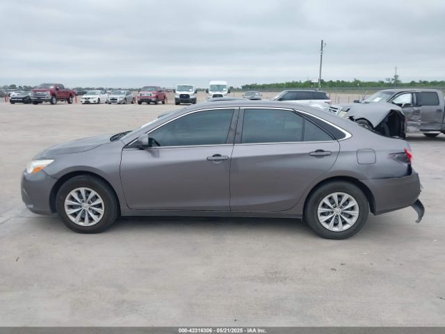 4T1BF1FK4HU694648 Toyota CAMRY LE
