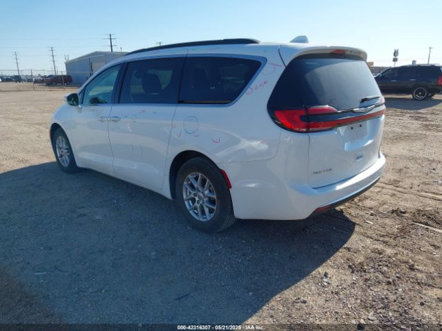 2022 CHRYSLER PACIFICA 2C4RC1BG1NR190855 Photo 2