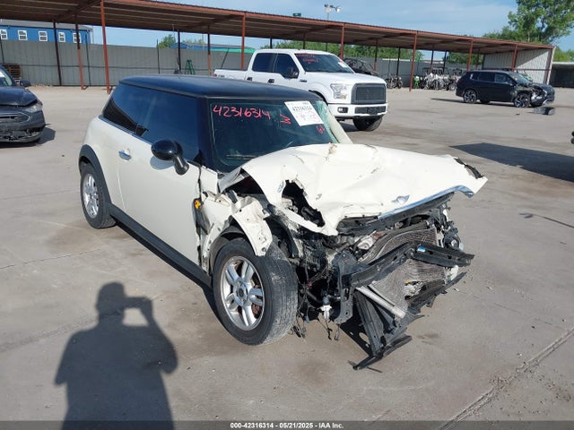 2012 MINI COOPER WMWSU3C56CT260795 Photo 0