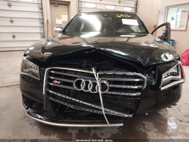 Audi S8 2014 WAUD2AFD1EN003234 Image 12