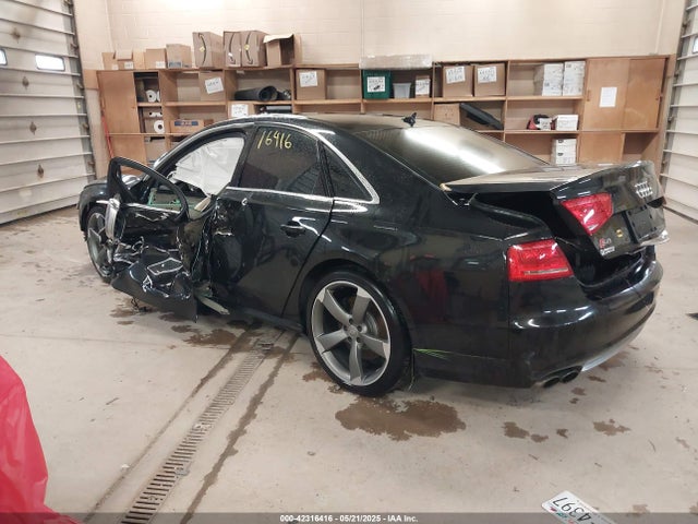 2014 AUDI S8 WAUD2AFD1EN003234 Photo 2