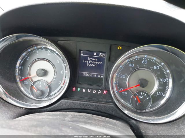 2011 CHRYSLER TOWN & COUNTRY 2A4RR8DG0BR681993 Photo 6