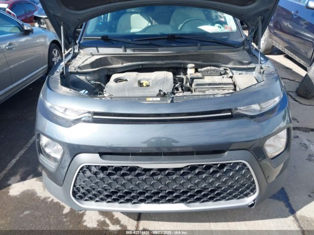KNDJ23AU8M7767674 KIA SOUL LX