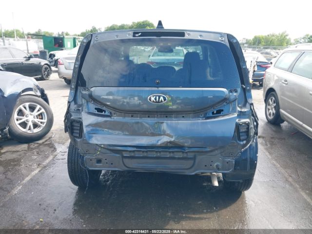 KNDJ23AU8M7767674 KIA SOUL LX