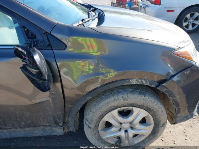 2T3ZFREV7FW151422 Toyota RAV4 LE