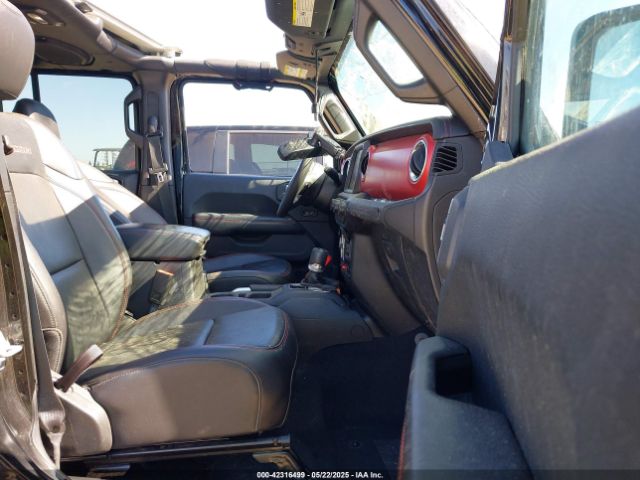 1C4HJXFGXJW255881 Jeep Wrangler Unlimited Rubicon 4x4