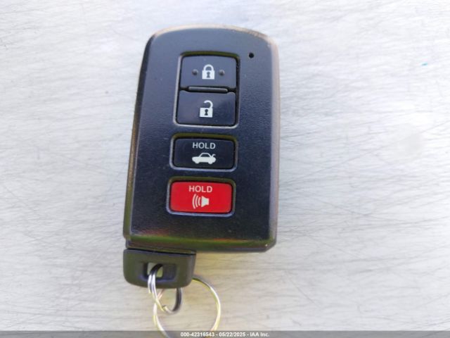 5YFBURHE1JP815493 Toyota Corolla Xle