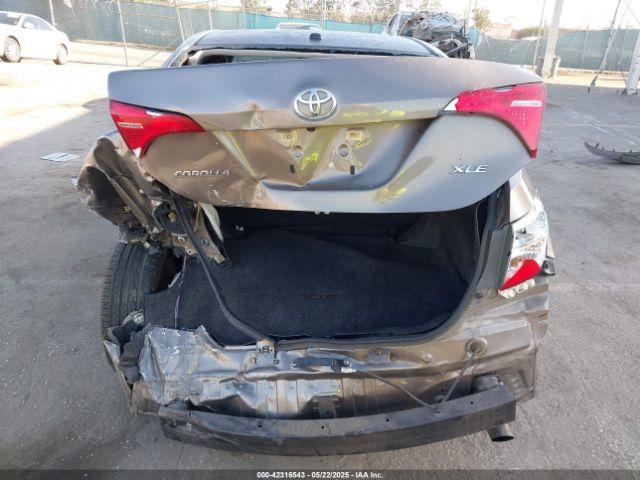 5YFBURHE1JP815493 Toyota Corolla Xle