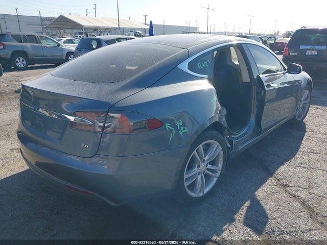 2014 TESLA MODEL S 5YJSA1S11EFP35998 Photo 3