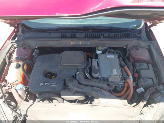 3FA6P0LU7JR163207 Ford Fusion Hybrid Se