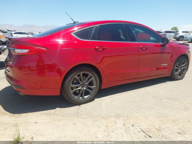 3FA6P0LU7JR163207 Ford Fusion Hybrid Se